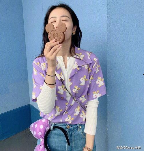 娱乐吃瓜酱周雨彤,娱乐吃瓜酱的时尚宠儿  第2张
